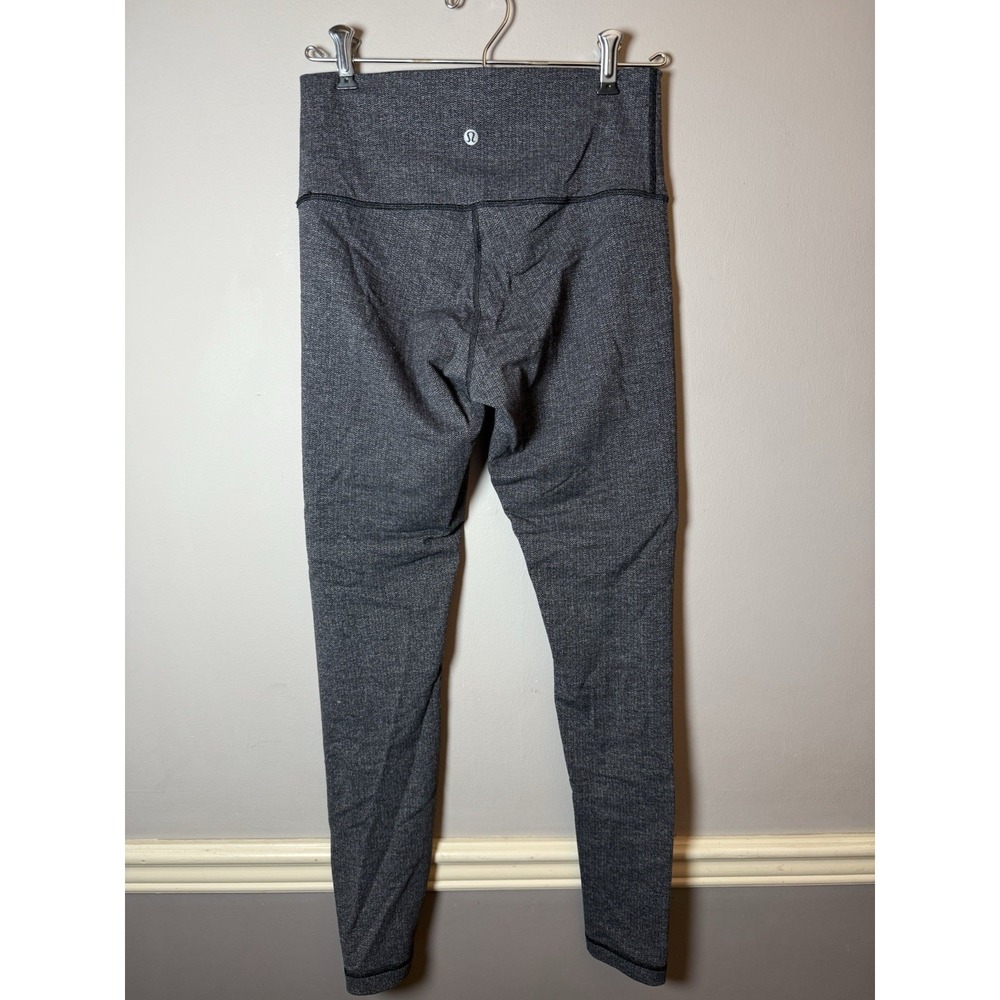 Lululemon Training Grey‎ Pattern Workout Athletic Leggings Size Small - Picture 2 of 3